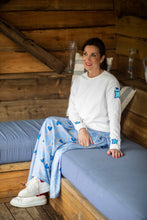 Load image into Gallery viewer, Ecru Bermuda Sweatshirt
